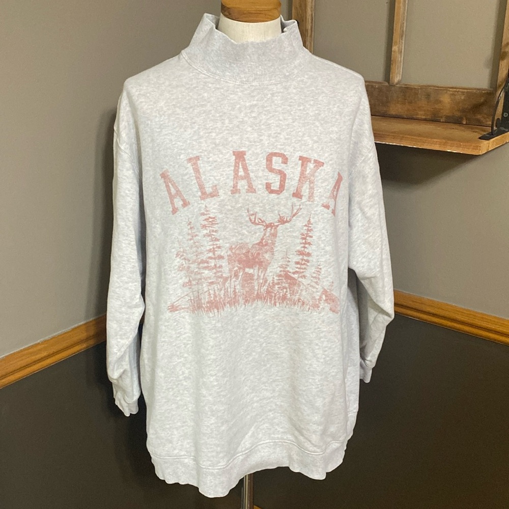 Women’s Light Gray Alaska Graphic Mock Neck Sweatshirt